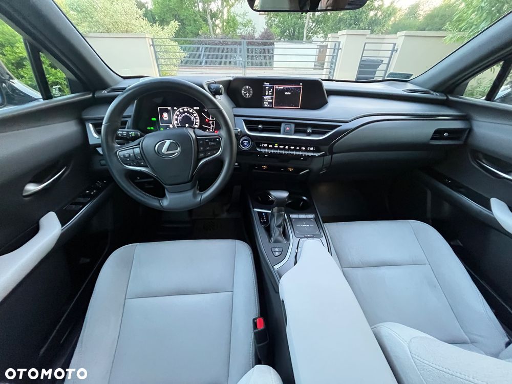 Lexus UX 250h Elegance 2WD - 15