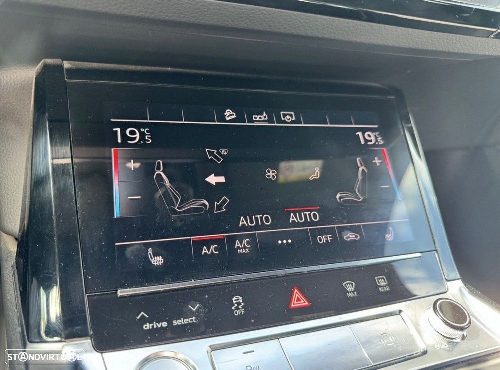Audi e-tron 50 quattro S line - 18