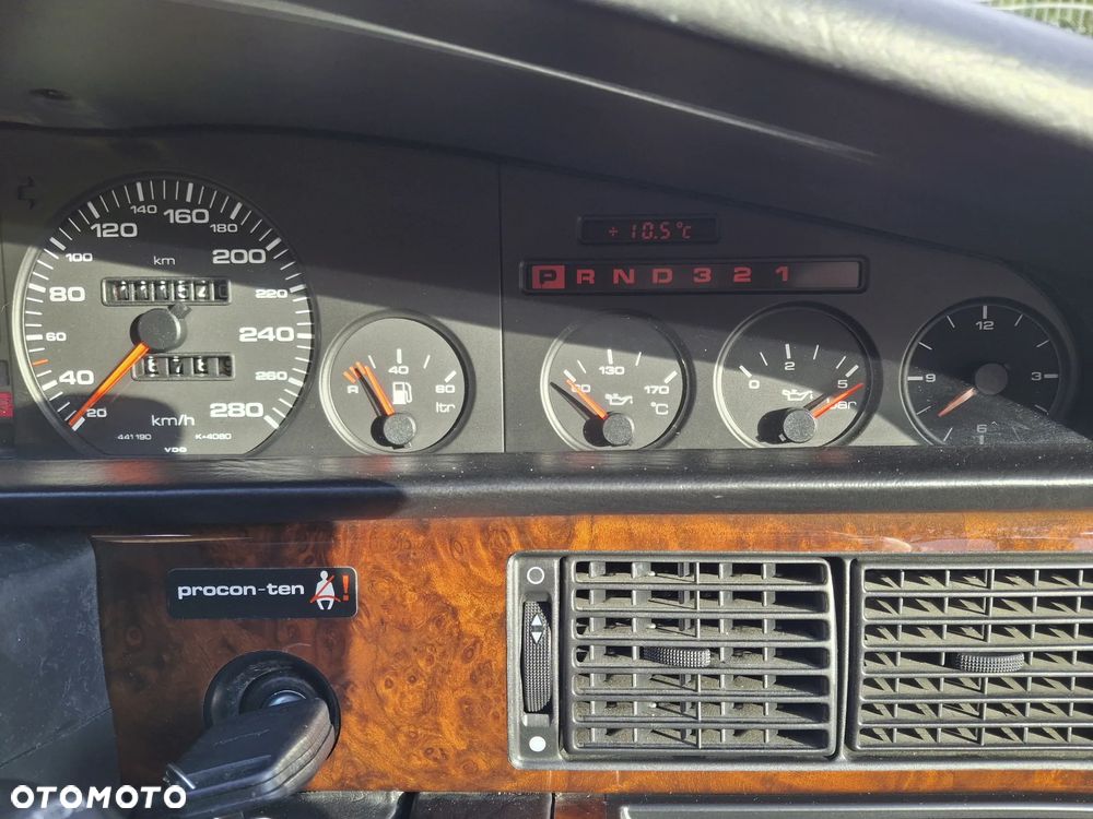 Audi V8 4.2 - 32