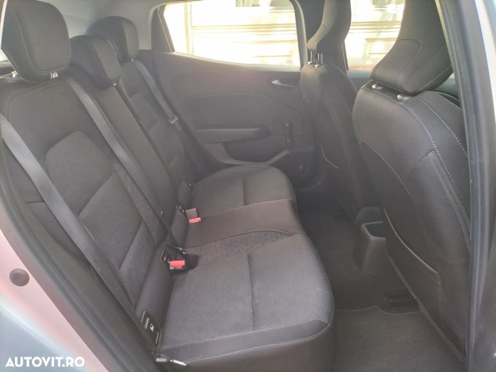 Renault Clio E-TECH Hybrid 140 BUSINESS EDITION - 11