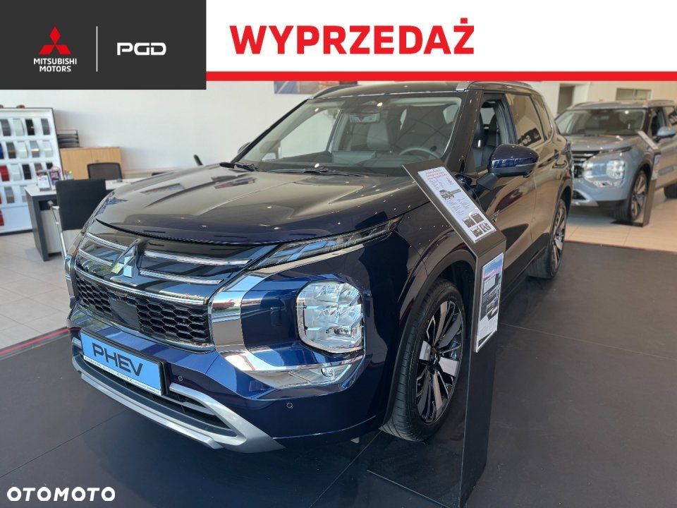 Mitsubishi Outlander - 1