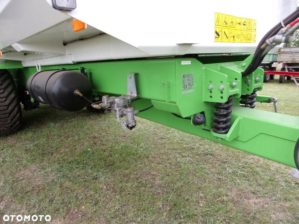 Pronar Przyczepa skorupowa PRONAR T-700XL -14.7t; T-679M -12t, tandem, (za dopłatą - nadstawy, plandeka, oś skrętna) - 10
