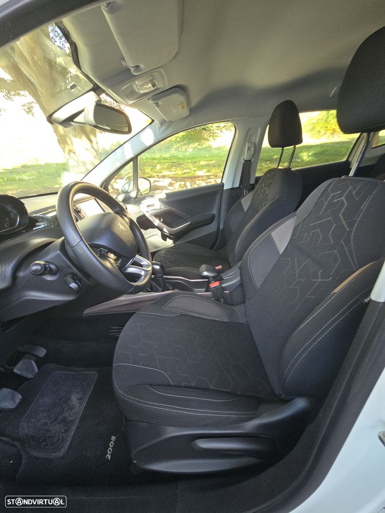 Peugeot 2008 - 19