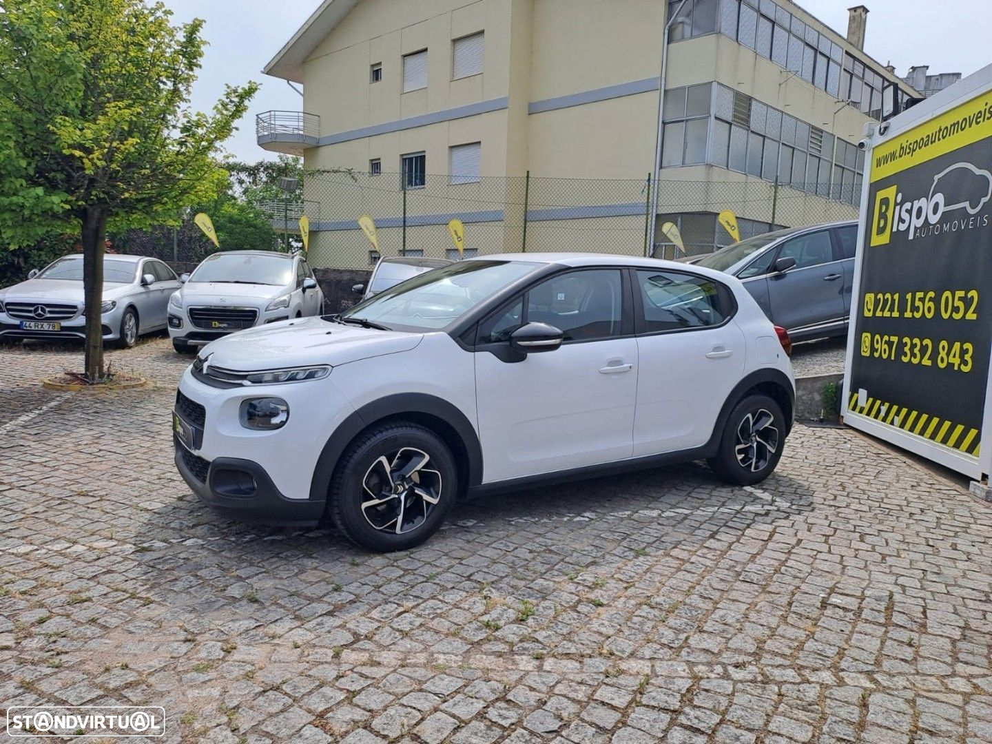 Citroën C3 1.2 PureTech Shine - 4