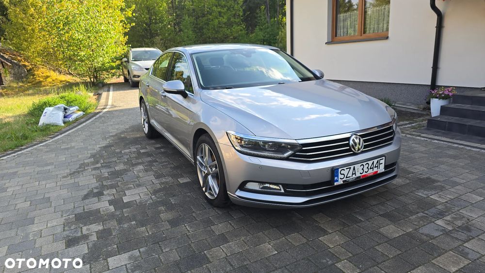 Volkswagen Passat 2.0 TDI SCR Comfortline - 8