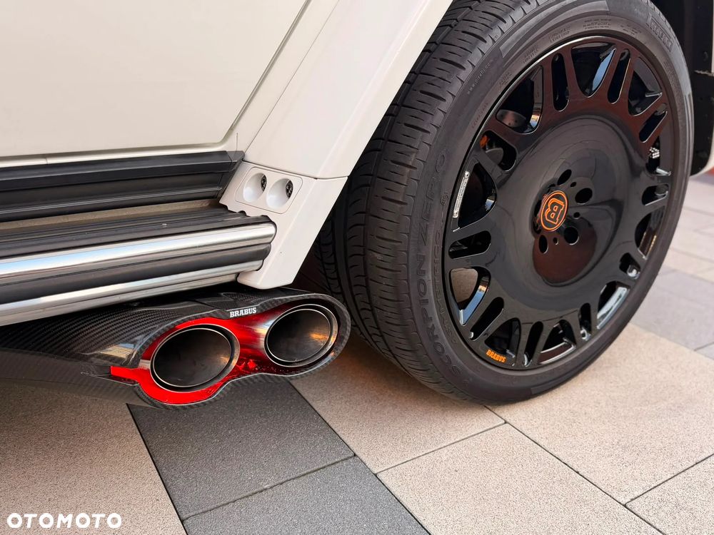 Mercedes-Benz Klasa G AMG 63 AMG SPEEDSHIFT 7G-TRONIC - 40