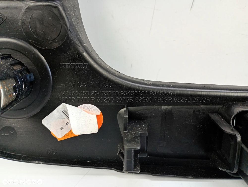 osłona ramka środkowa konsoli radia kratka nawiewu przełącznik opel vivaro b trafic III talento 682607479R - 12