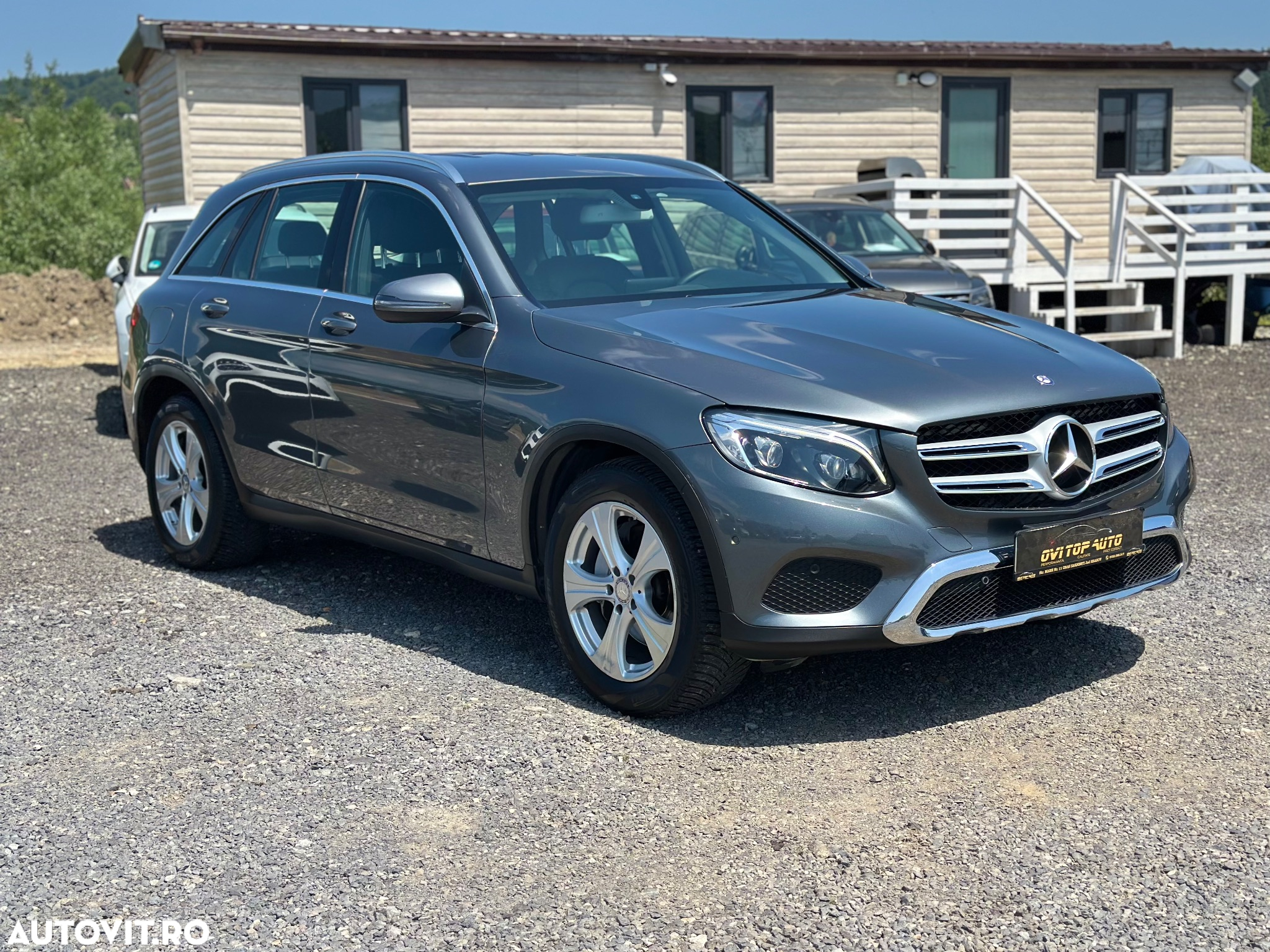 Mercedes-Benz GLC 220 d 4Matic 9G-TRONIC Exclusive - 3