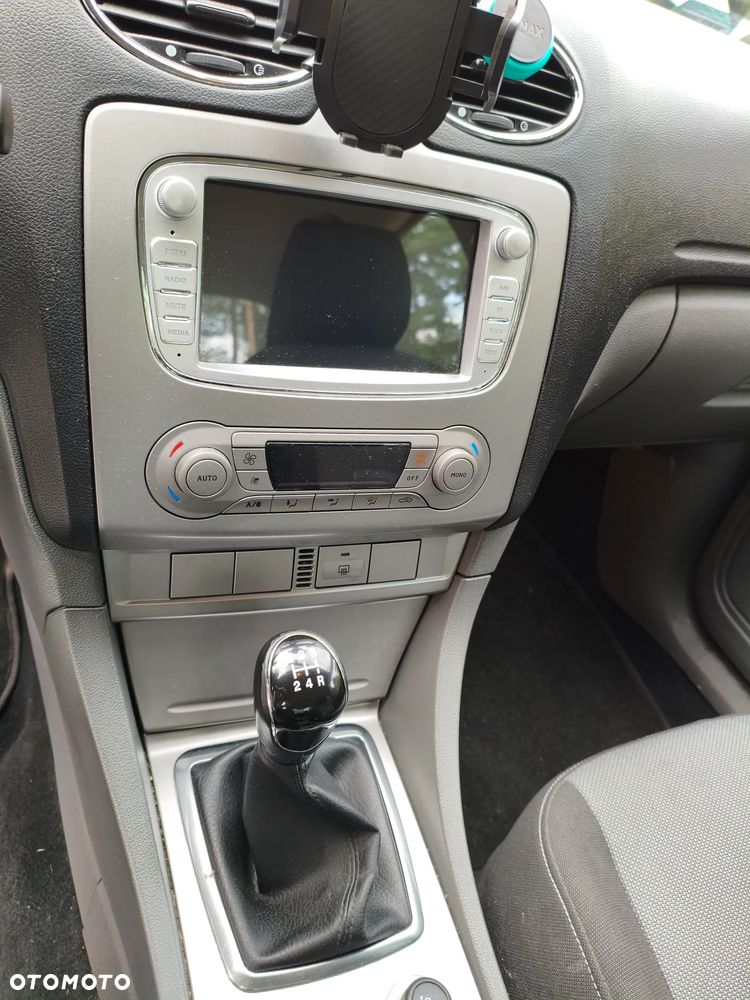 Ford Focus 1.6 Gold X - 12