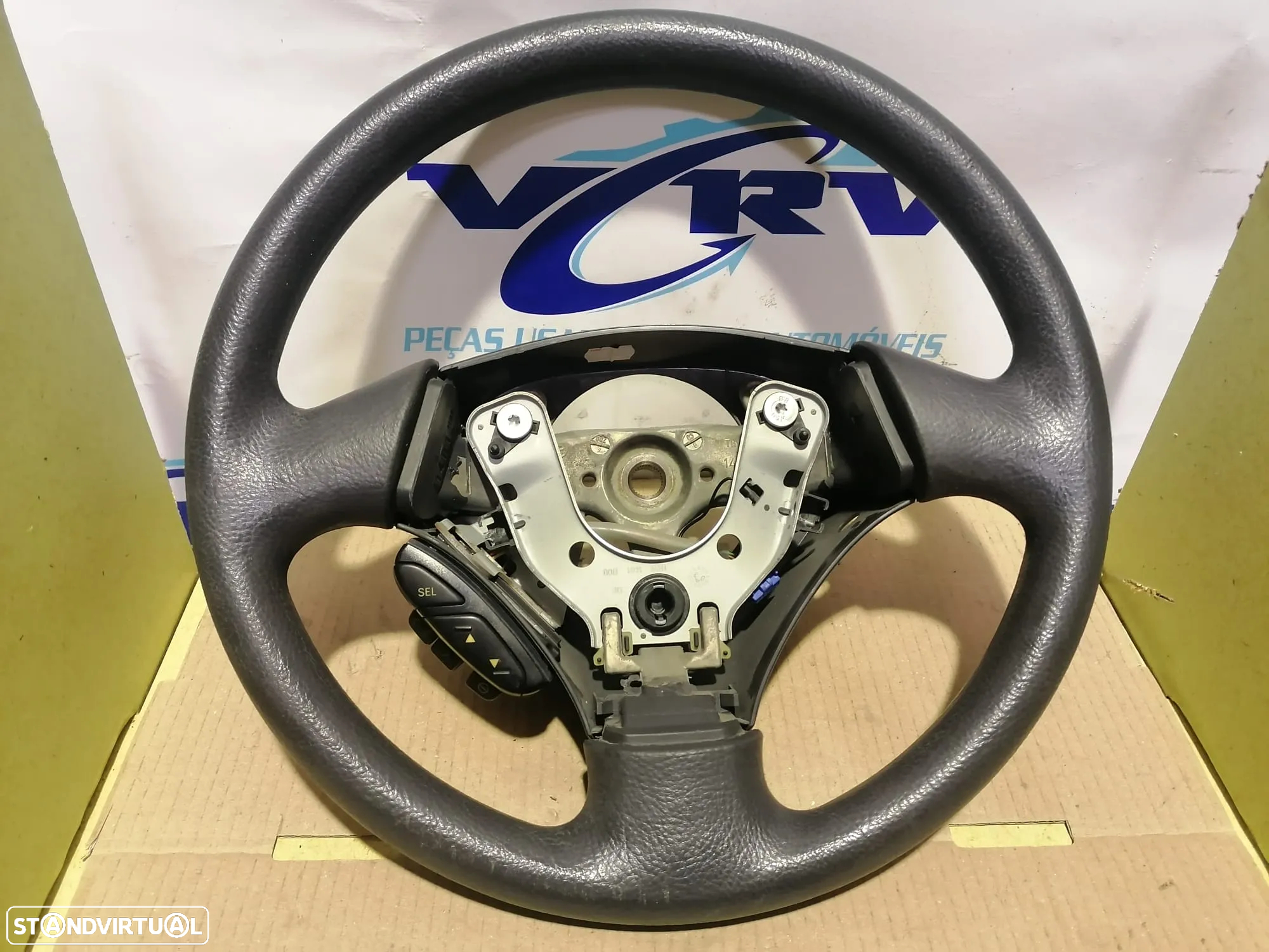 Volante Toyota - 8