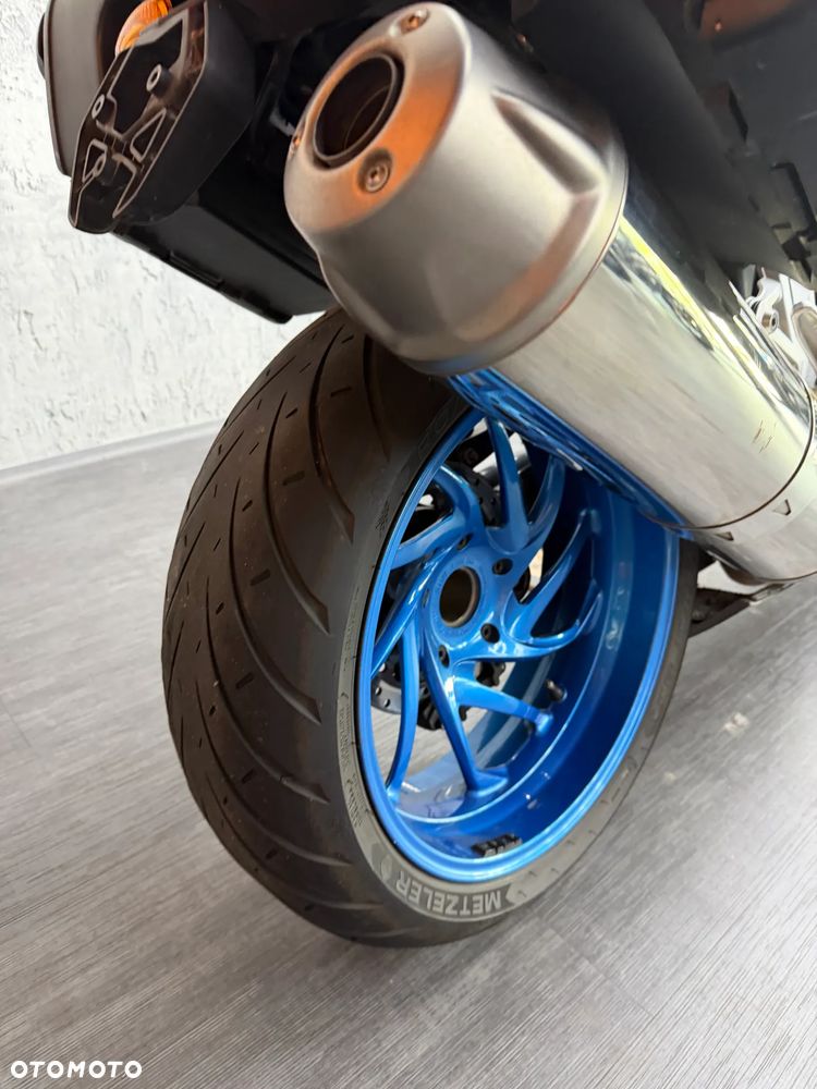 BMW K - 22