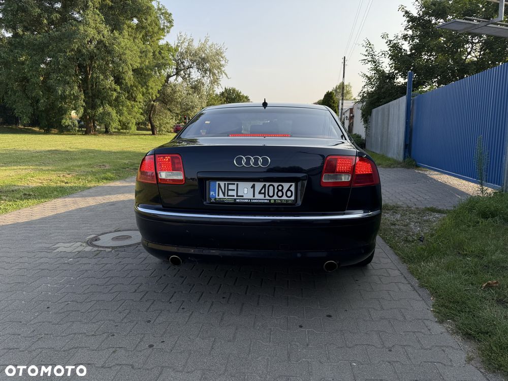 Audi A8 - 3