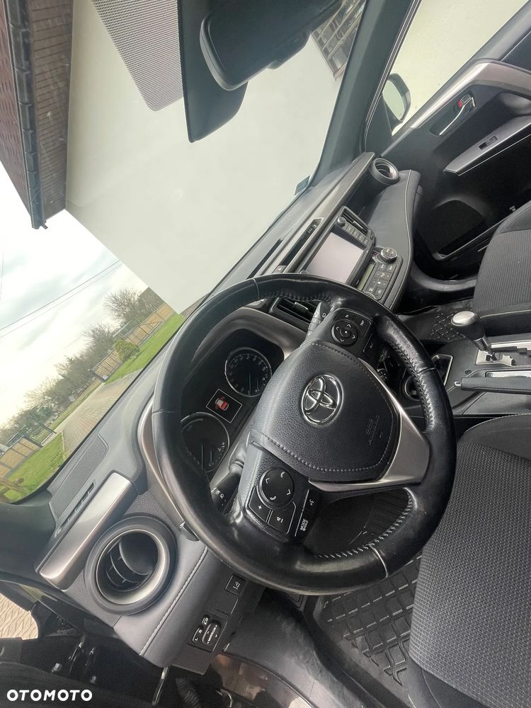 Toyota RAV4 Hybrid Premium 4x4 - 12