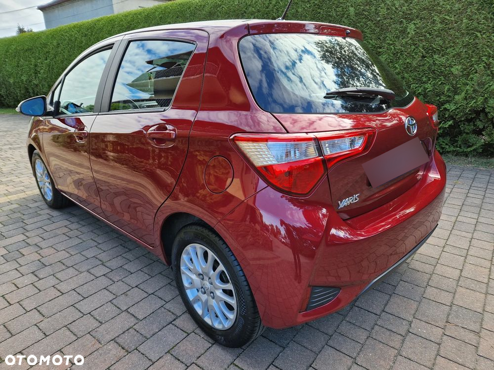 Toyota Yaris 1.5 Premium CVT - 3