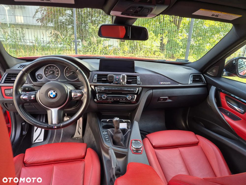 BMW Seria 3 340i xDrive M Sport - 15