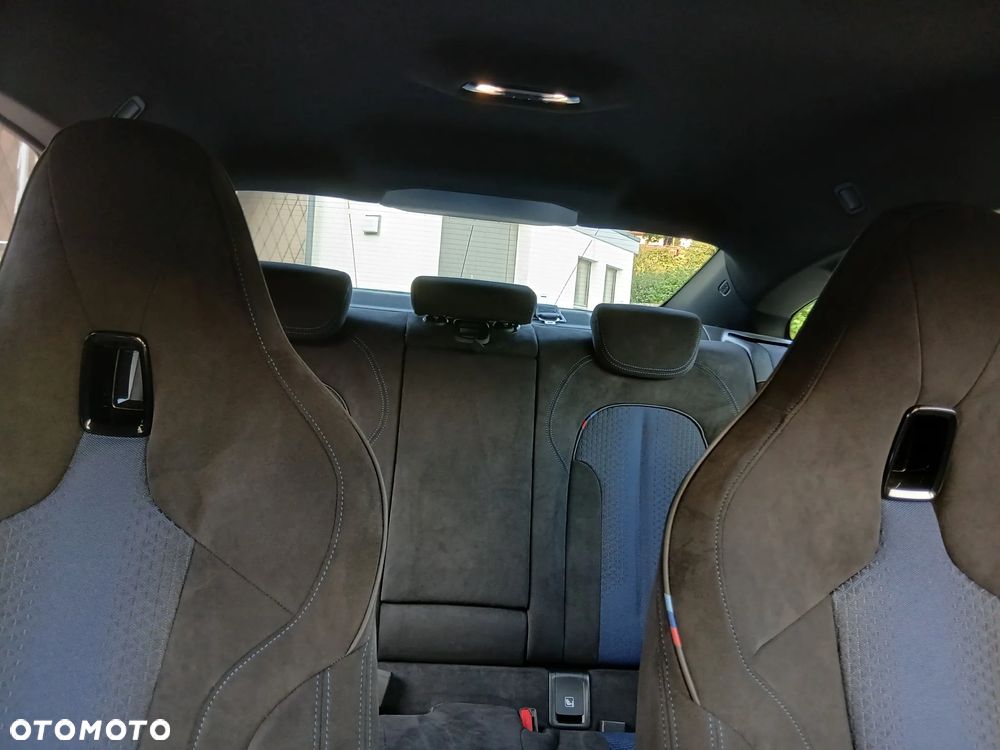 BMW Seria 2 220d GT M Sport - 23