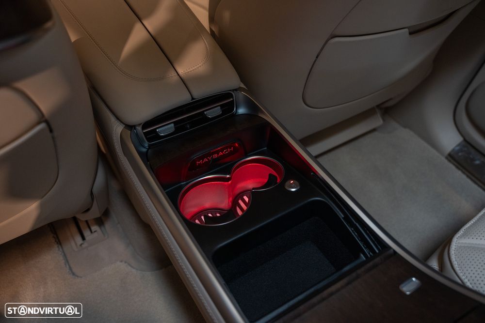 Mercedes-Benz EQS SUV Maybach 680 - 33