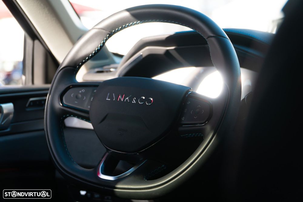 Lynk & Co 01 - 16