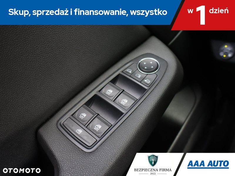 Renault Clio - 17