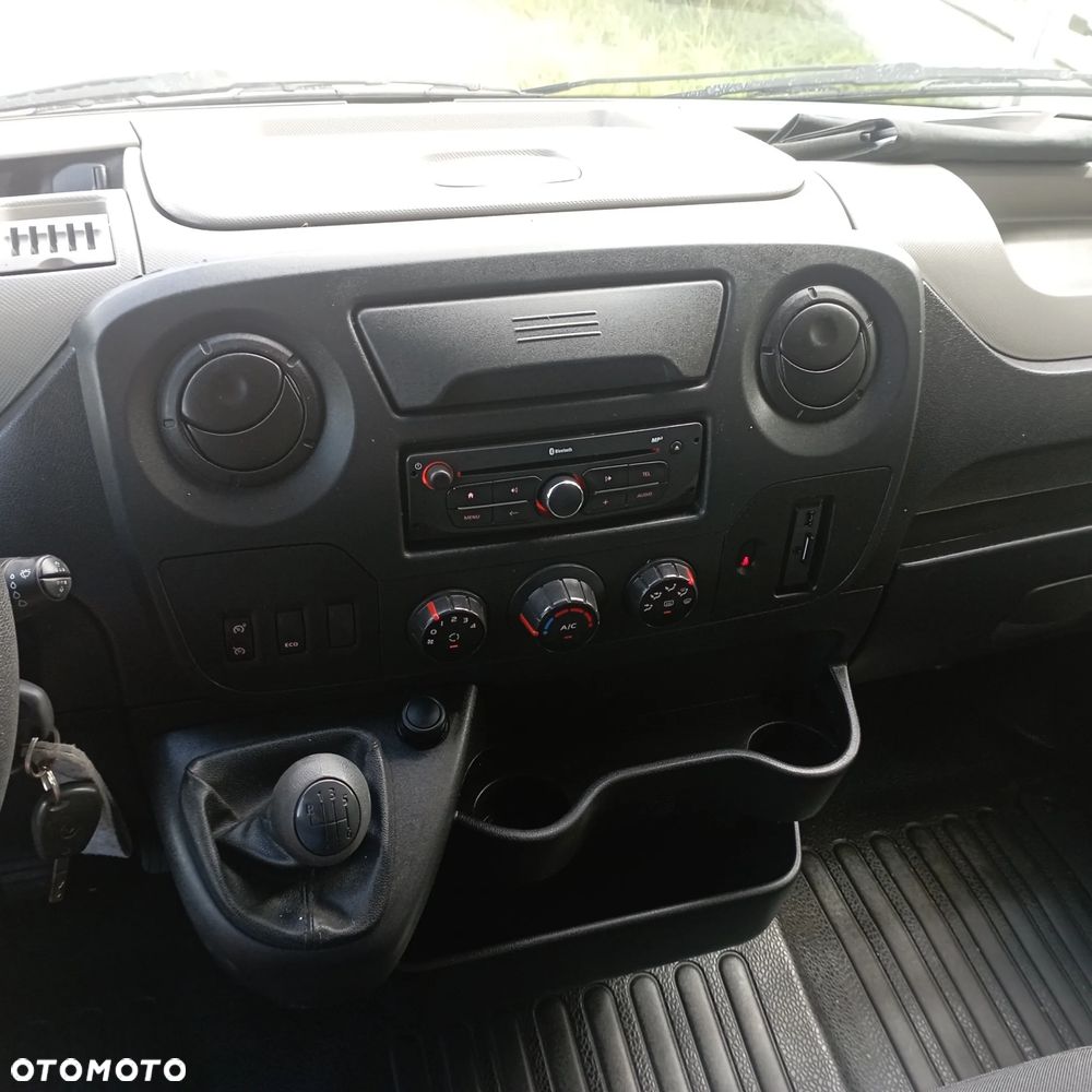 Renault Master - 10