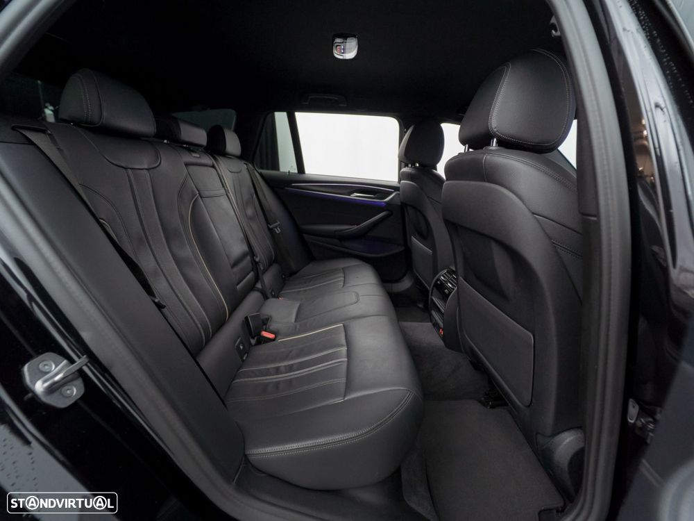 BMW 520 e Pack M - 46