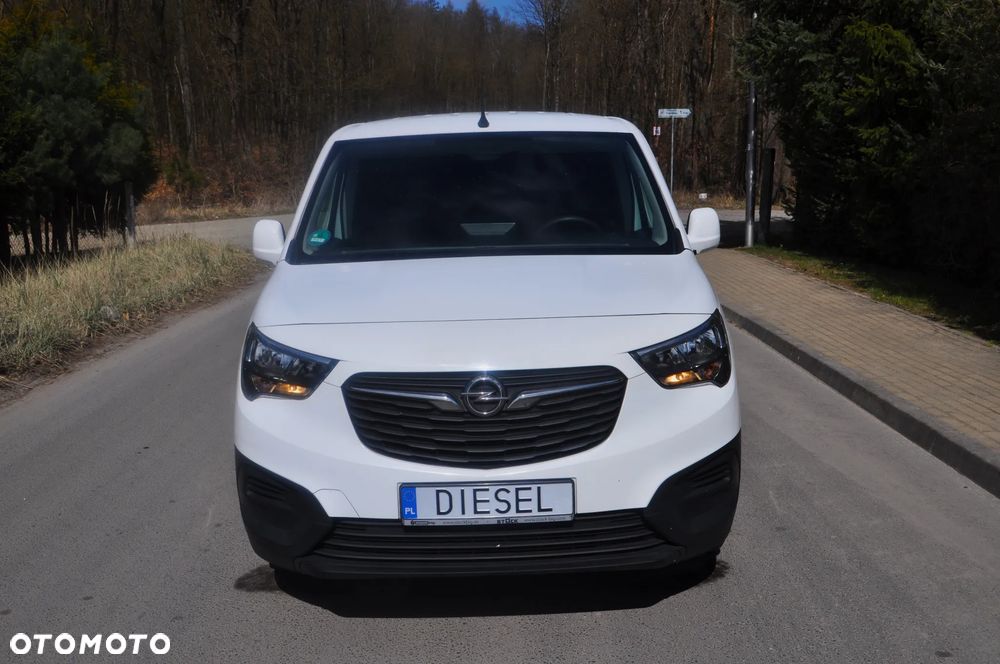Opel COMBO E - 2