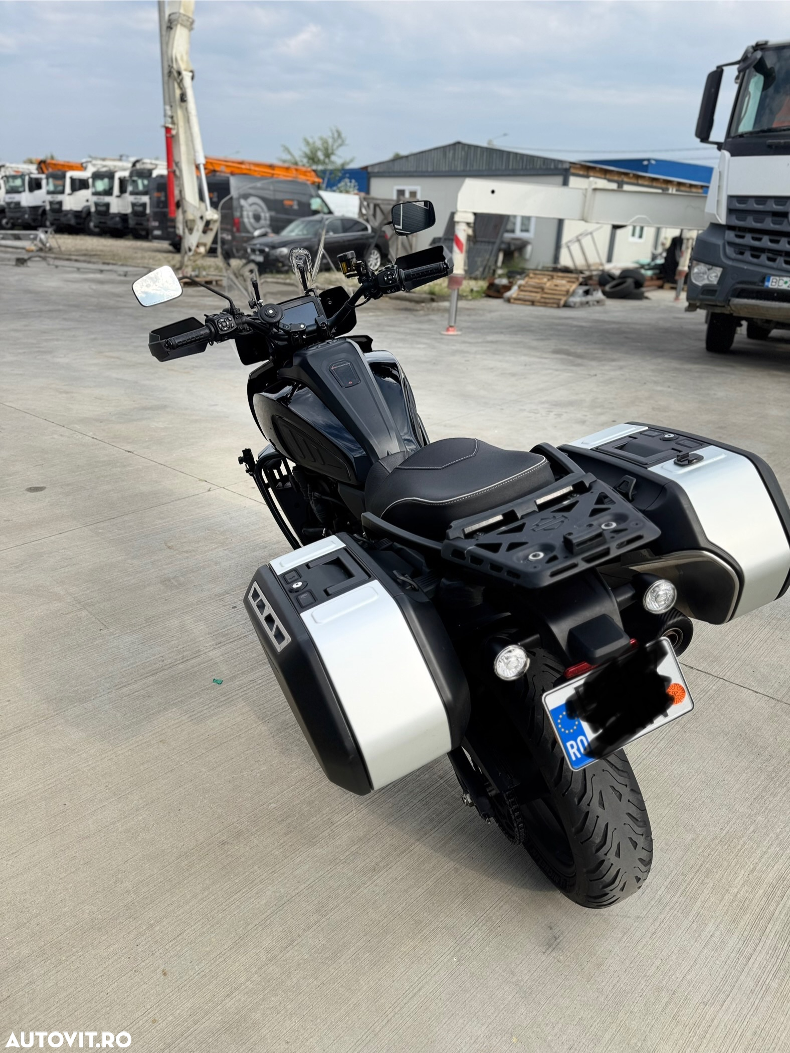 Harley-Davidson Pan America 1250 Special - 4