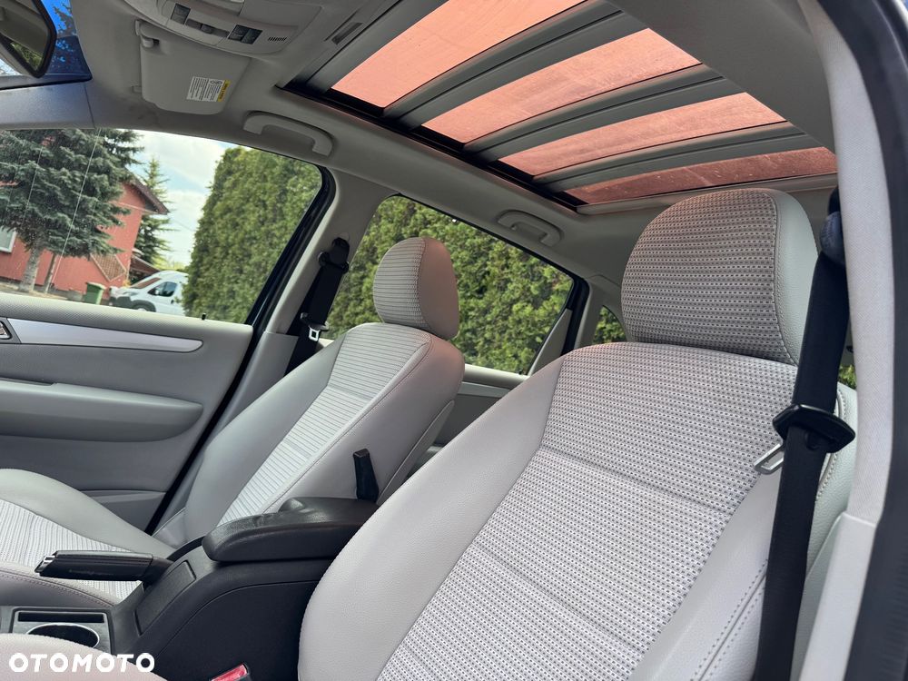 Mercedes-Benz Klasa B 200 Autotronic Special Edition - 20