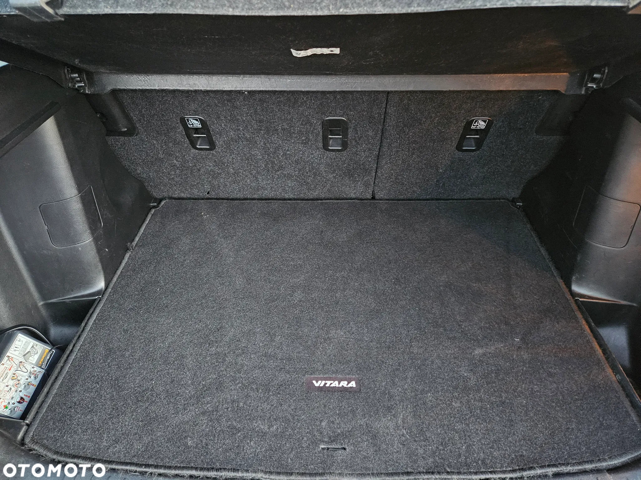 Suzuki Vitara 1.6 Premium 4WD - 23