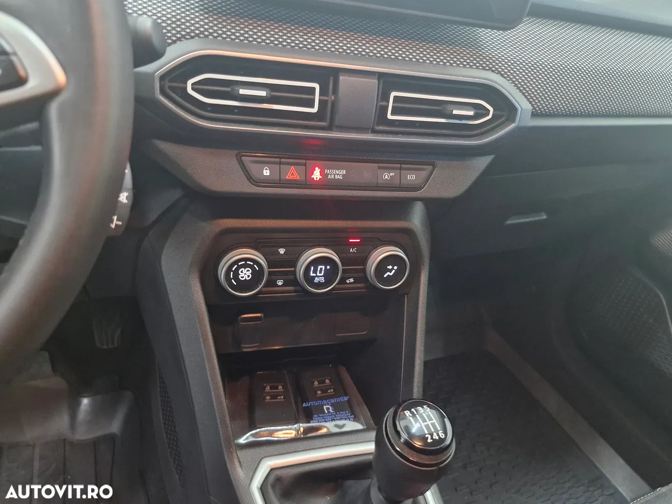 Dacia Logan ECO-G 100 MT6 Journey - 12