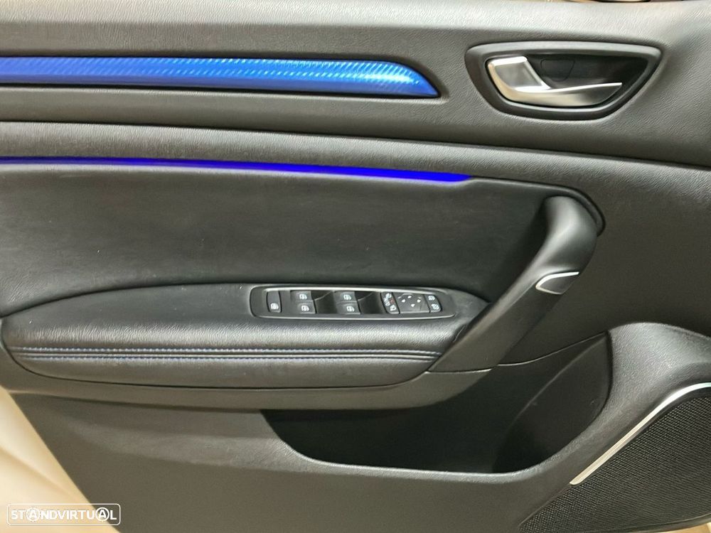 Renault Mégane 1.6 TCe GT EDC - 21