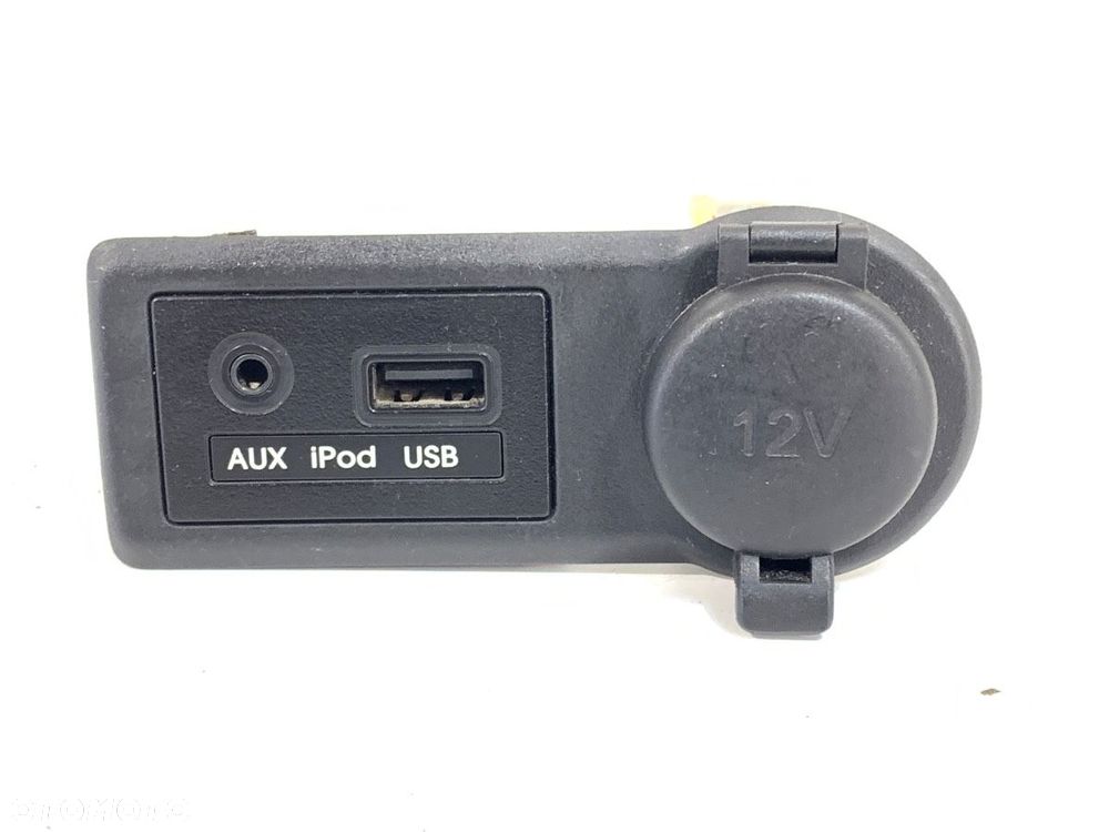 GNIAZDO PORT USB - 76.00 PLN - HYUNDAI ix20 (JC) 2010 - 2022 1.4 CRDi 57 kW [78 KM] olej napędowy - 1