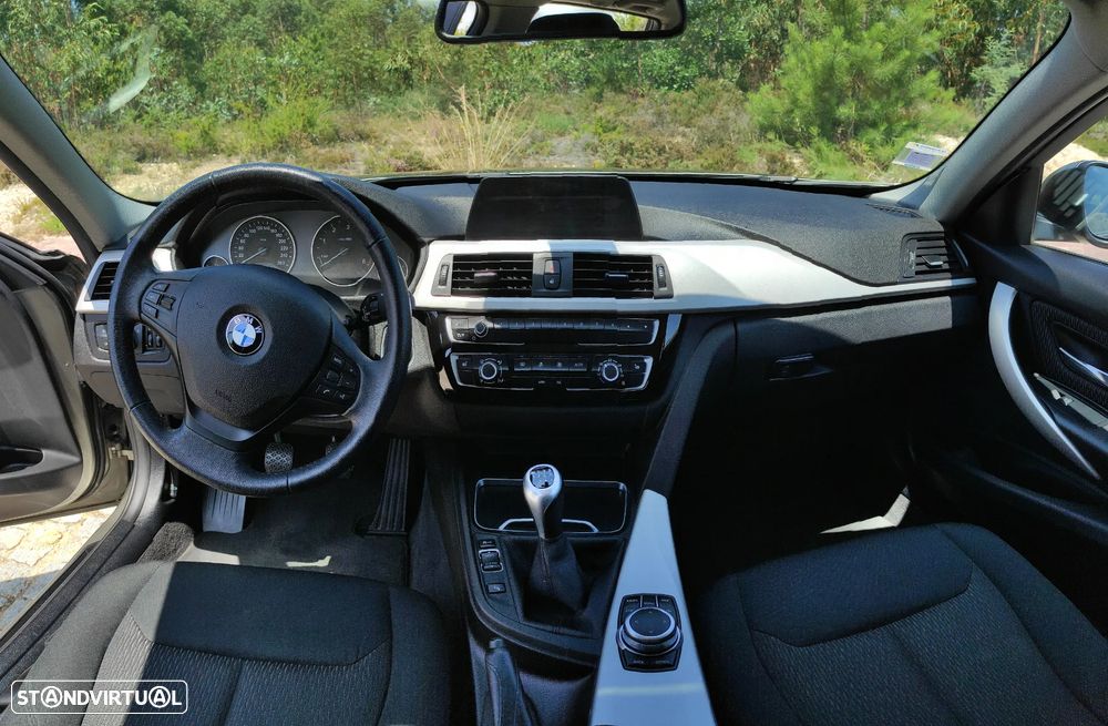 BMW 318 d Blue Performance - 27