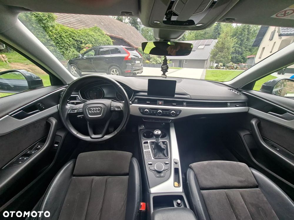 Audi A4 Avant 2.0 TDI ultra sport - 10