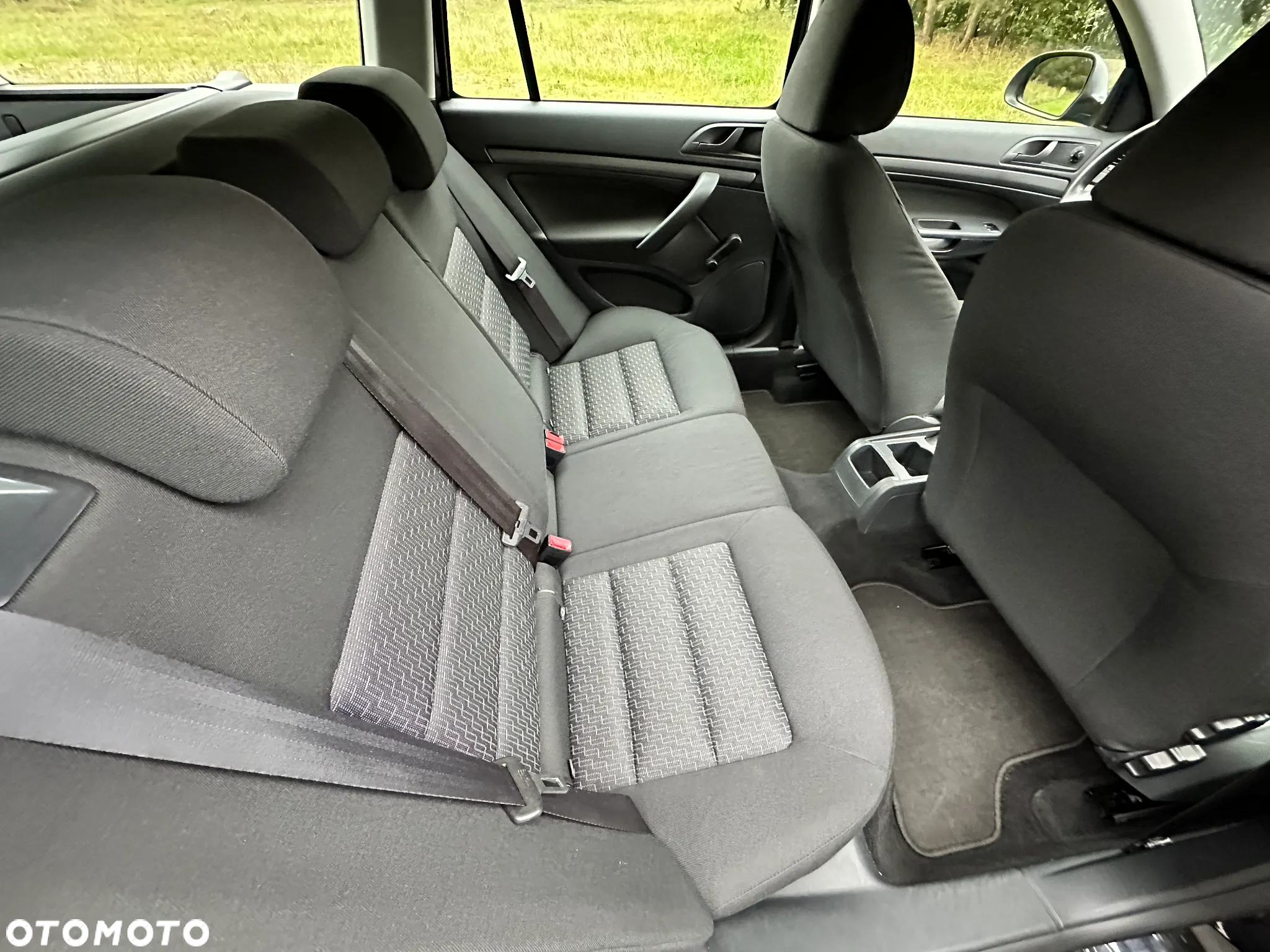 Skoda Octavia 1.6 Ambition - 24