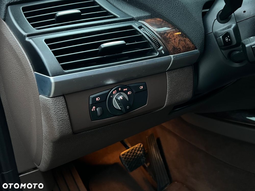 BMW X5 xDrive30d - 26