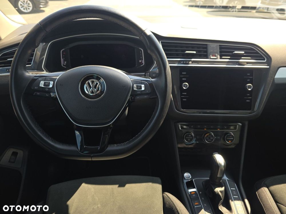 Volkswagen Tiguan 1.5 TSI EVO Comfortline DSG - 19