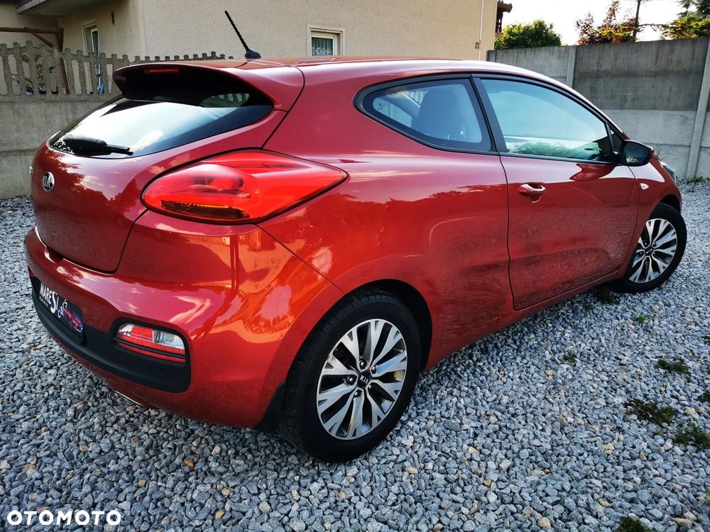 Kia ProCeed - 4