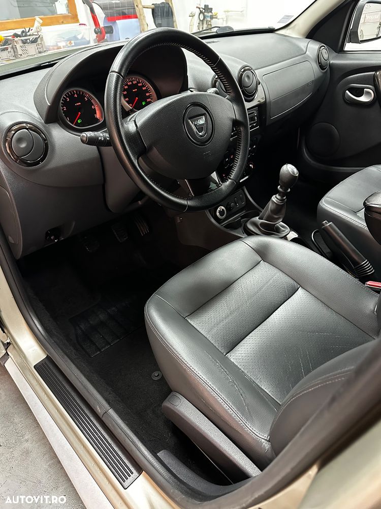 Dacia Duster 1.5 dCi 4x4 Prestige - 17