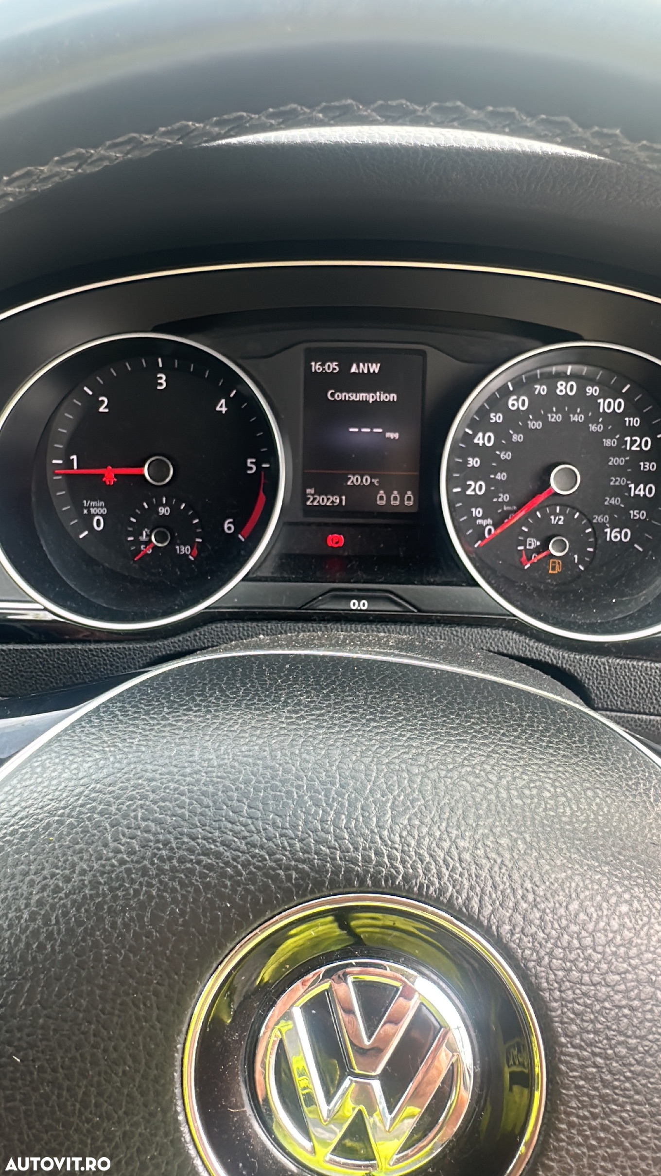 Volkswagen Passat 2.0 TDI SCR Business - 5
