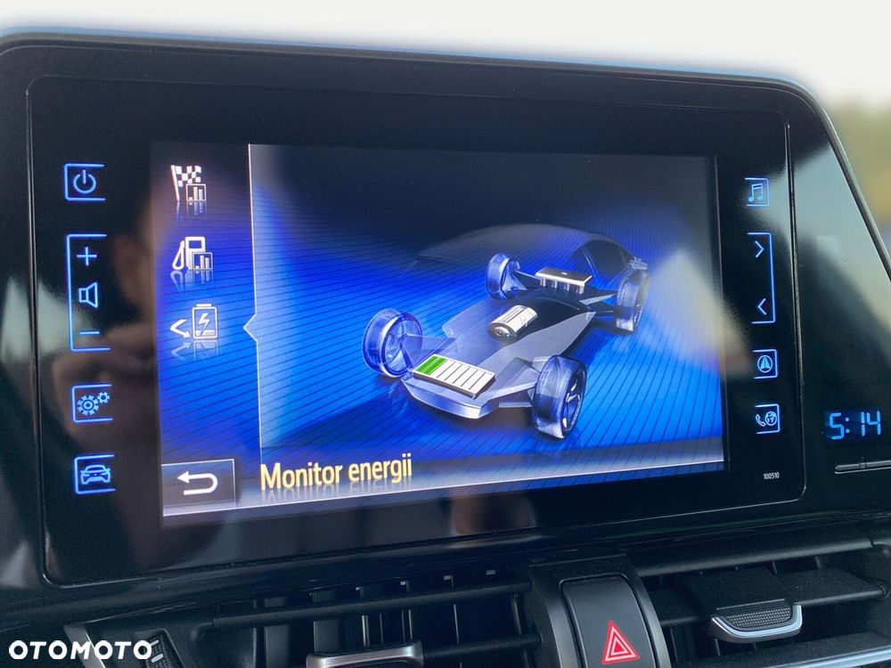 Toyota C-HR - 16