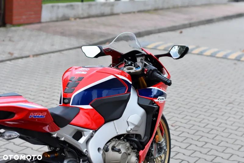 Honda CBR - 16