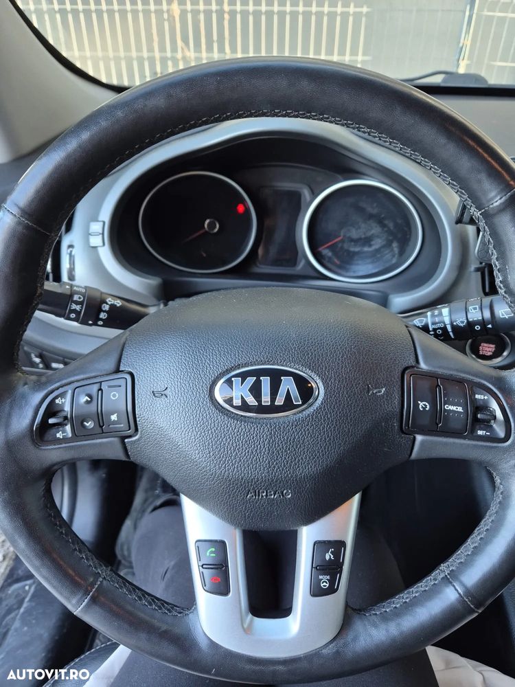 Kia Sportage 2.0 DSL HP 6AT 4x4 Style - 4