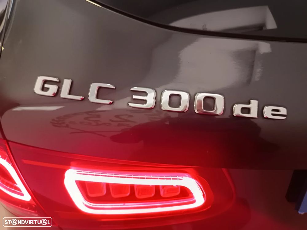 Mercedes-Benz GLC 300 de 4Matic 9G-TRONIC - 33