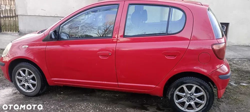 Toyota Yaris 1.0 - 2