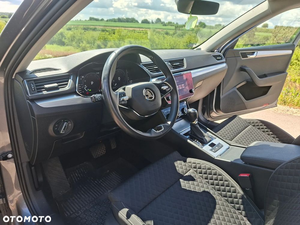 Skoda Superb 1.5 TSI Active DSG - 5