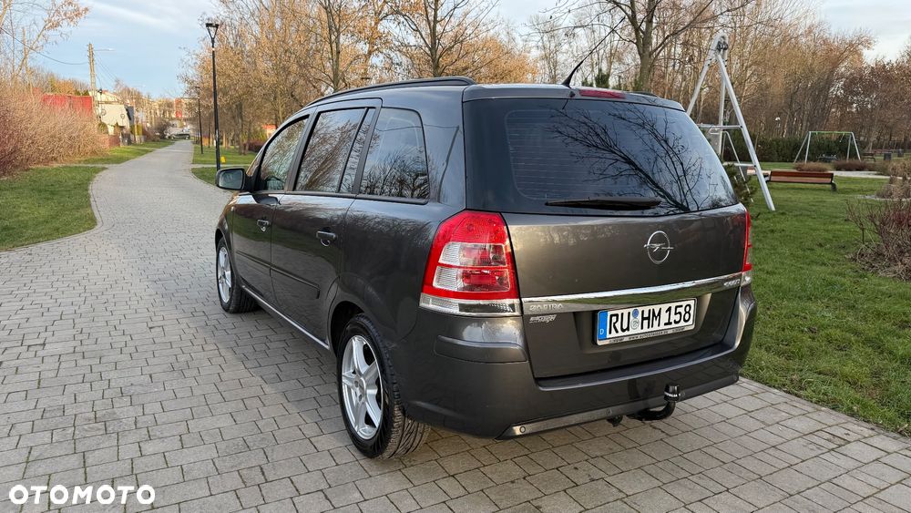 Opel Zafira 1.7 CDTI ecoFLEX Family - 28