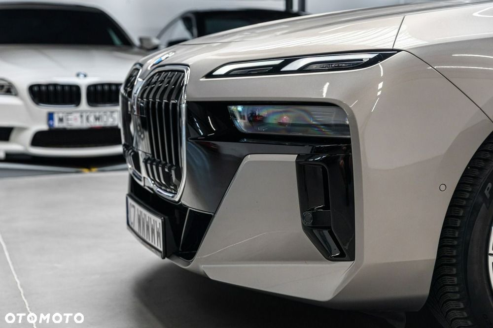 BMW Seria 7 740d xDrive mHEV M Sport sport - 17