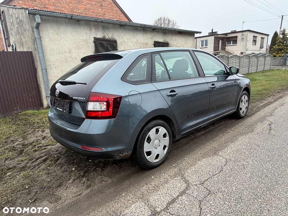 Skoda RAPID 1.2 TSI Style Plus - 17