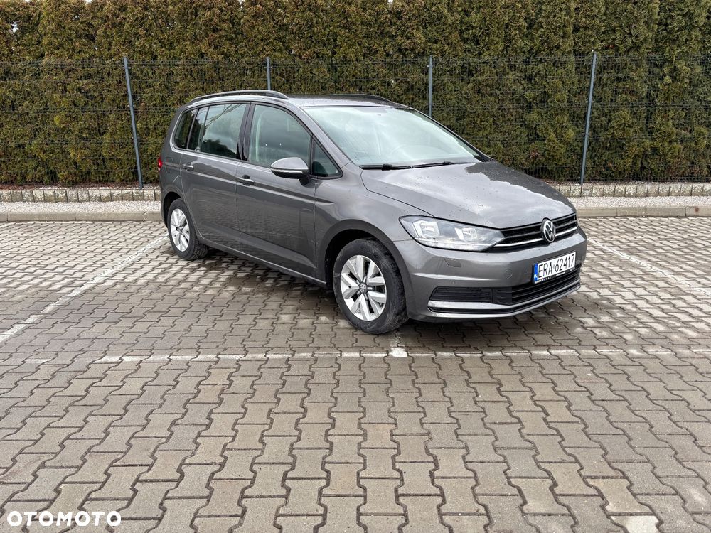 Volkswagen Touran - 2